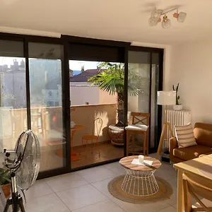  Appartement Du Bonheur - Au Coeur Des Volcans D'auvergne Sur La Route Du Sud
