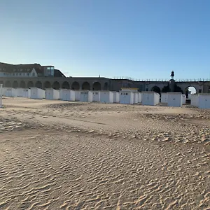 https://appartement-90m2-op-70m-van-het-strand.hotelsghent.com